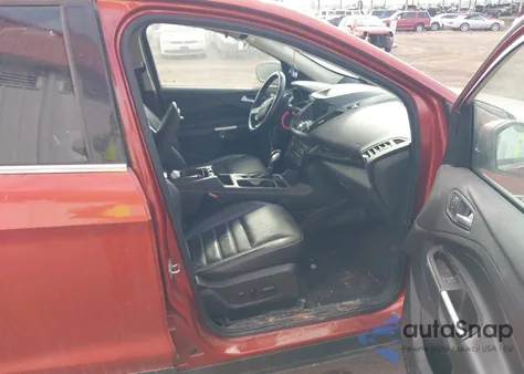 2019 Ford Escape Titanium from USA, damaged, VIN 1FMCU9J90KUA81186